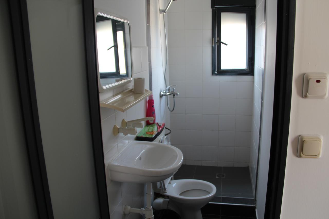 Apartments With Sea View 하이파 외부 사진