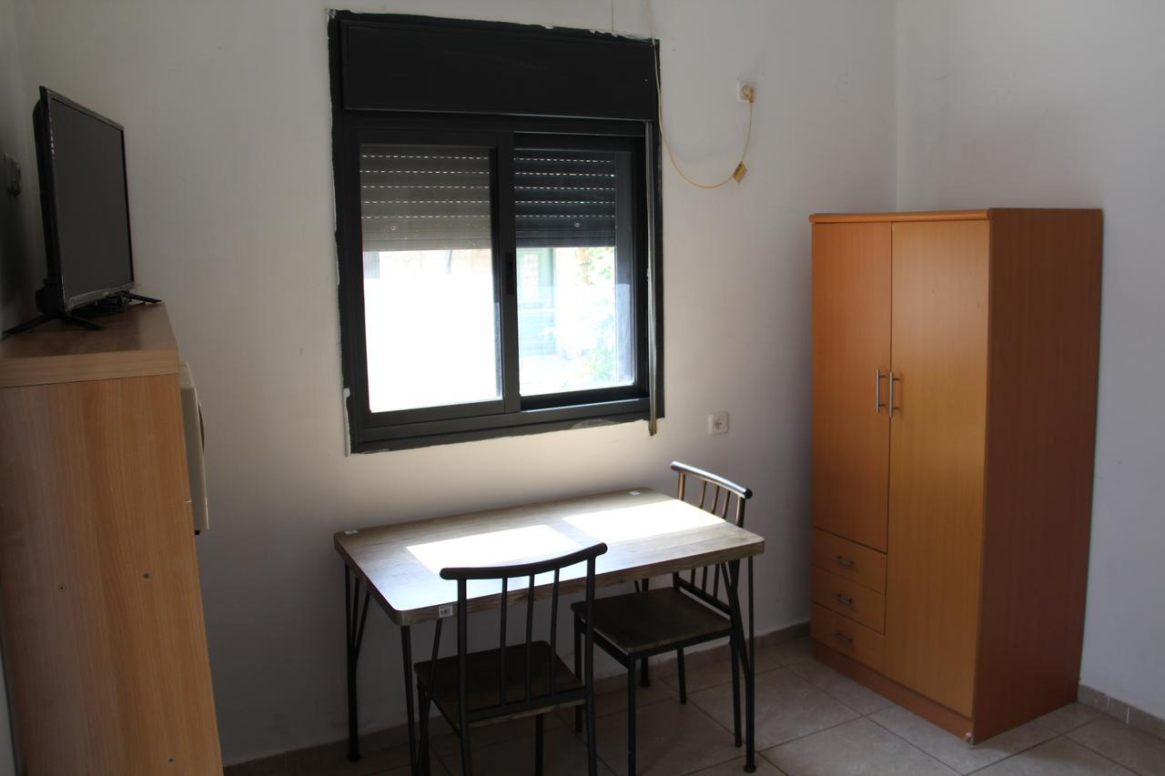 Apartments With Sea View 하이파 외부 사진
