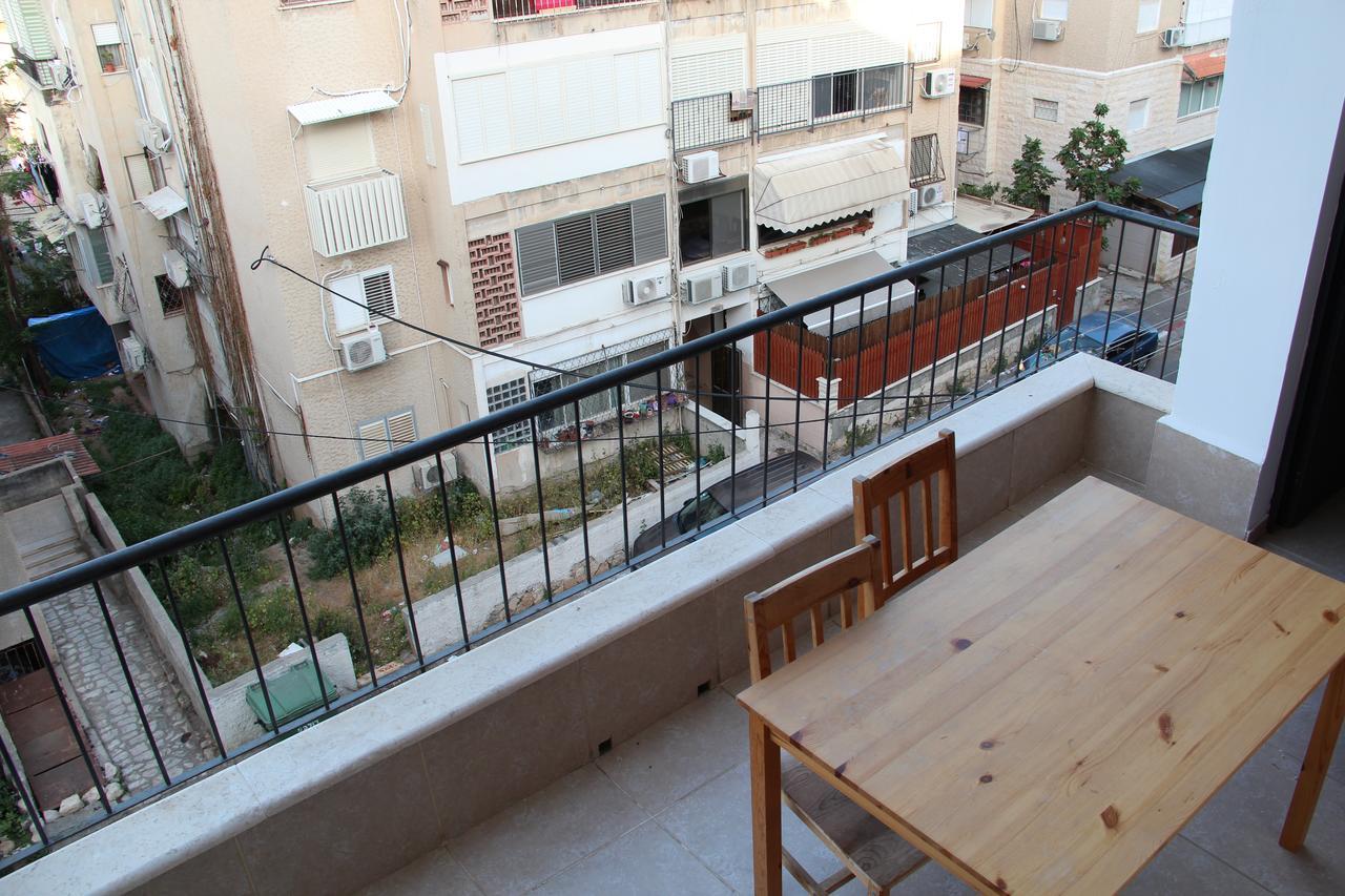 Apartments With Sea View 하이파 외부 사진