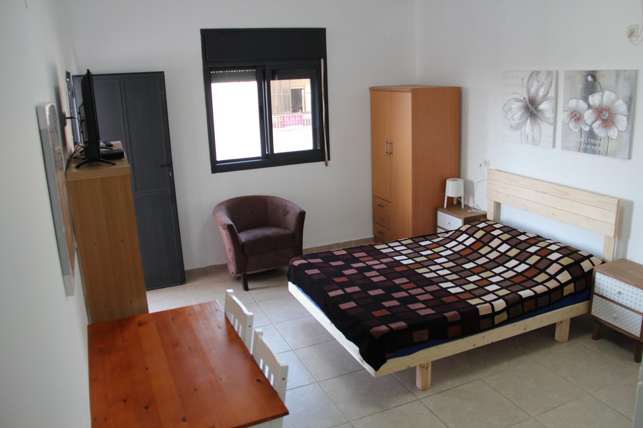 Apartments With Sea View 하이파 외부 사진